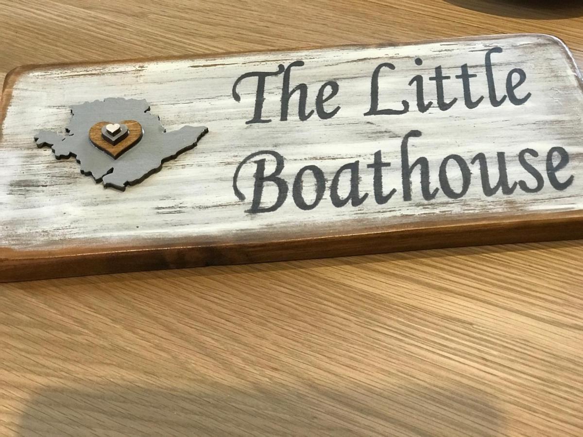 فيلا هوليهيدفي The Little Boathouse Heated المظهر الخارجي الصورة